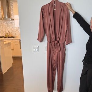 Elegant Women's Jumpsuit small  in Rose/Bronze